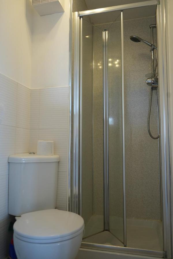 Modern Apartment Ayr Town Centre Prestwick Eksteriør bilde